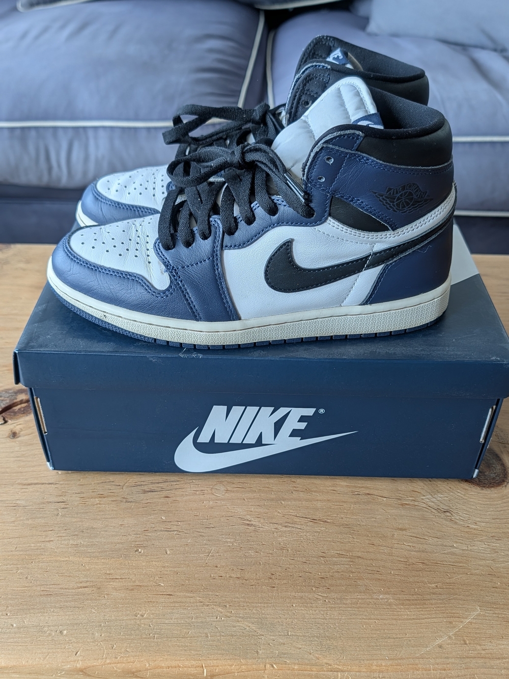 Nike Air Jordan 1 High Sz 8 "Midnight Navy"